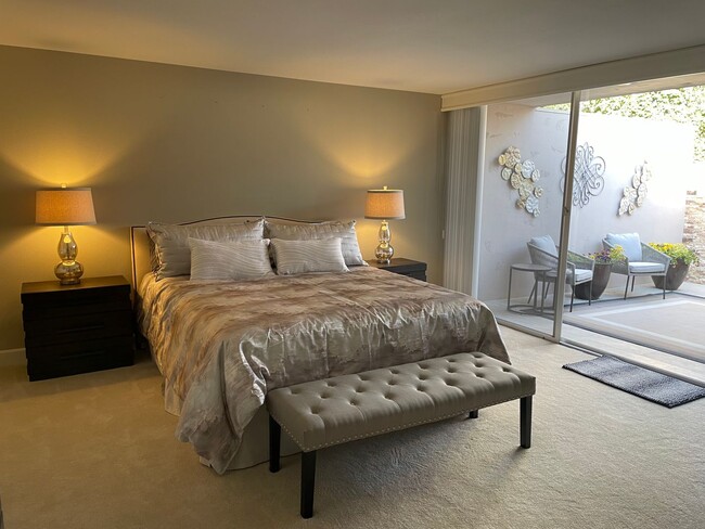 Building Photo - Fully Furnished Annual Lease Available