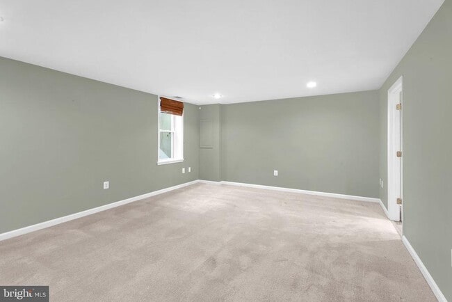 Building Photo - 6229 Gentle Ln