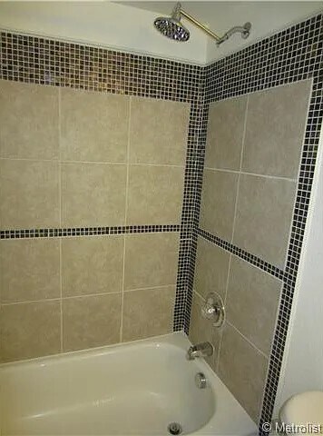 Building Photo - 8740 Corona St