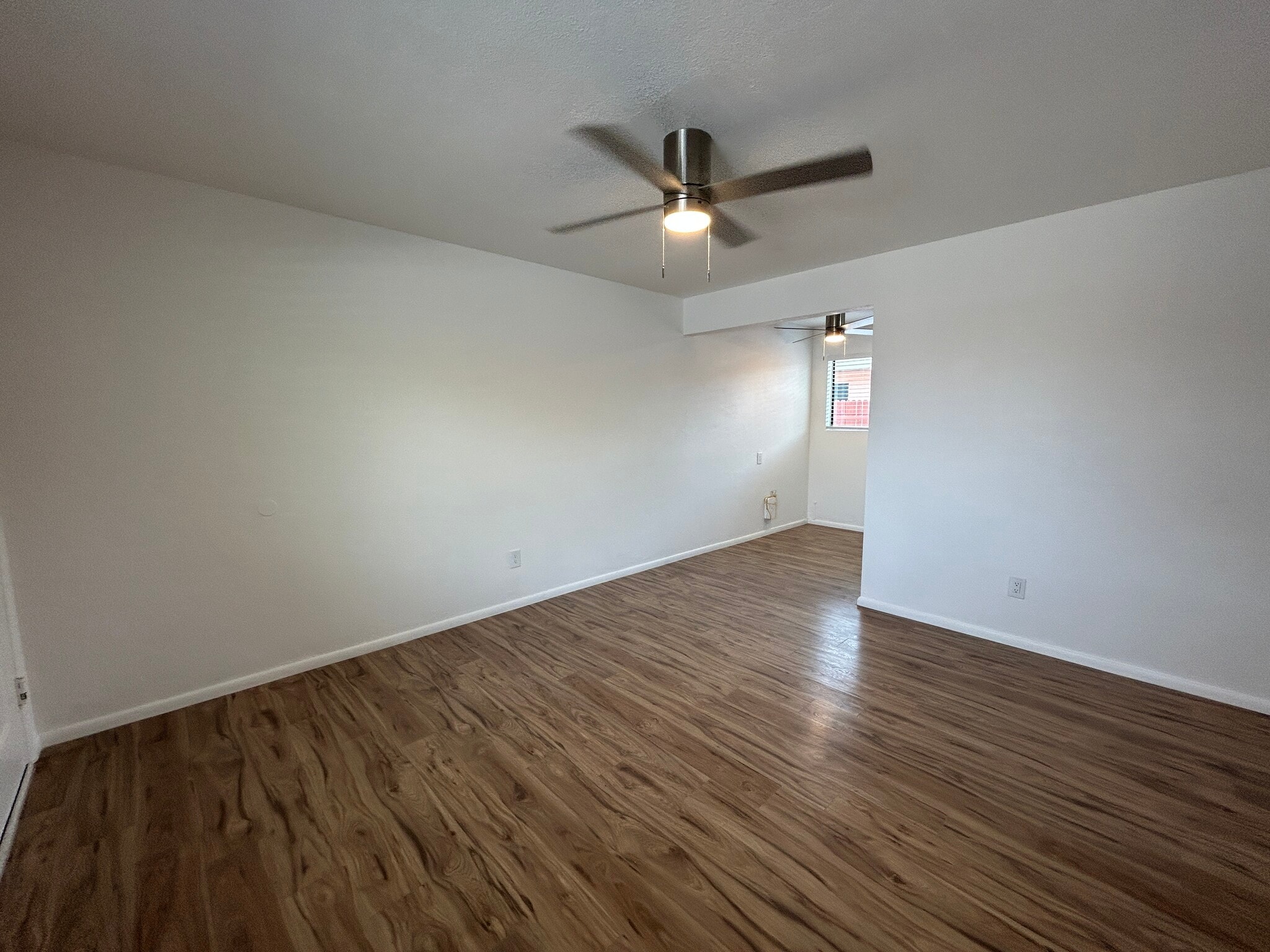 Building Photo - 2122 S Granada Dr