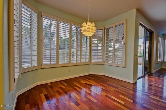 Building Photo - COMING SOON!! 5 bed 3 bath, 3000 + SFT with pool in Carino Estates, Chandler