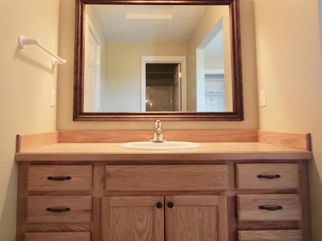 Building Photo - 164 Meriwether Ave