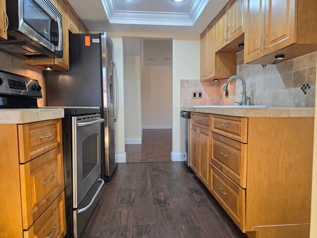 Building Photo - 12661 Westhampton Cir