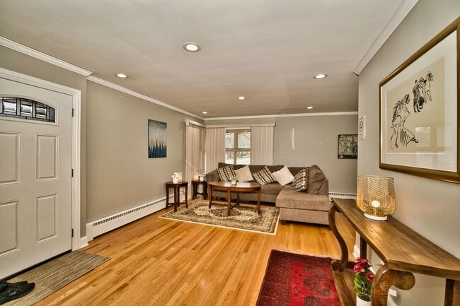 Building Photo - 5200 Madison St