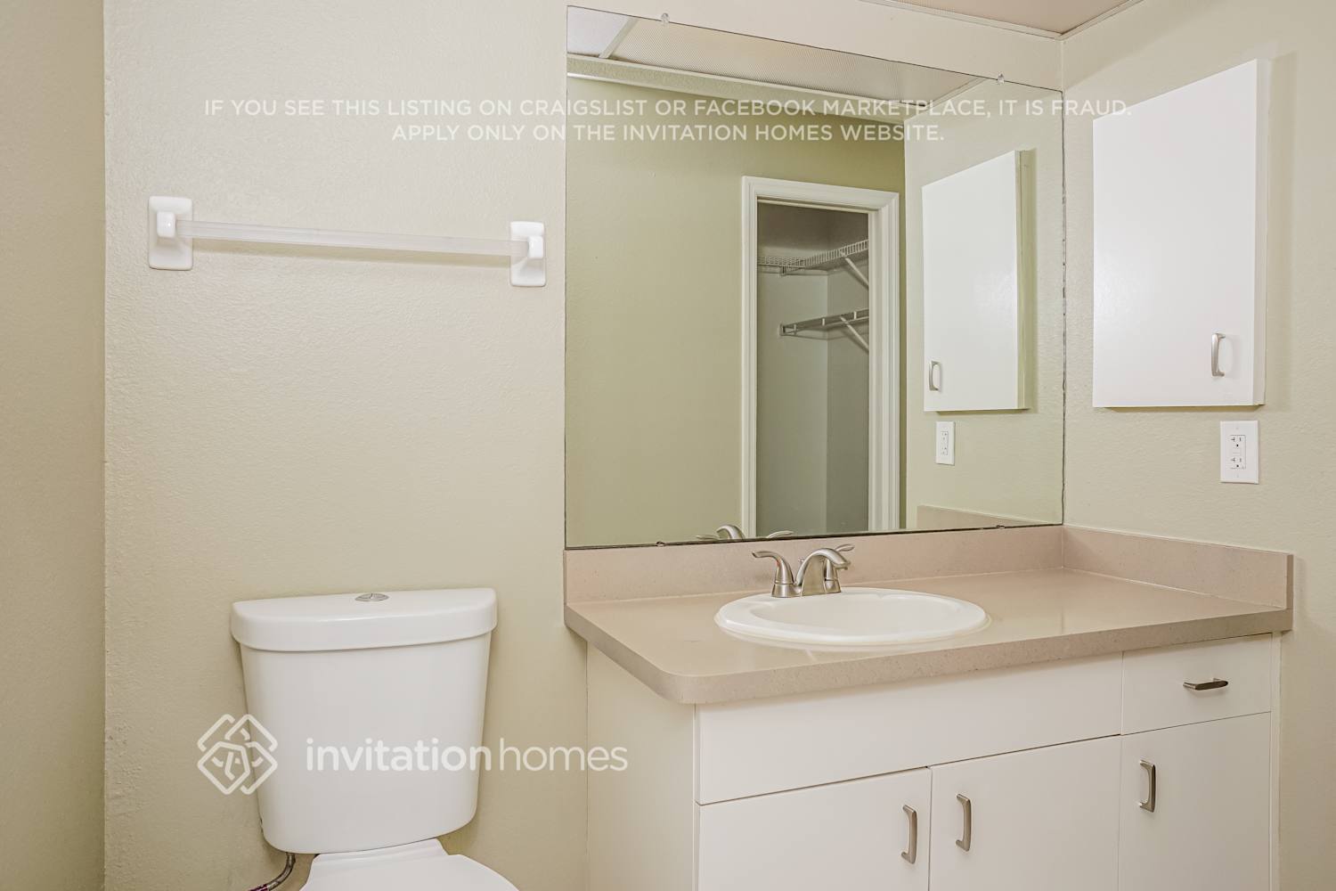 Building Photo - 2255 Dongola St