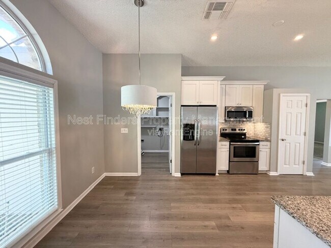 Building Photo - 1904 Sunchase Ct