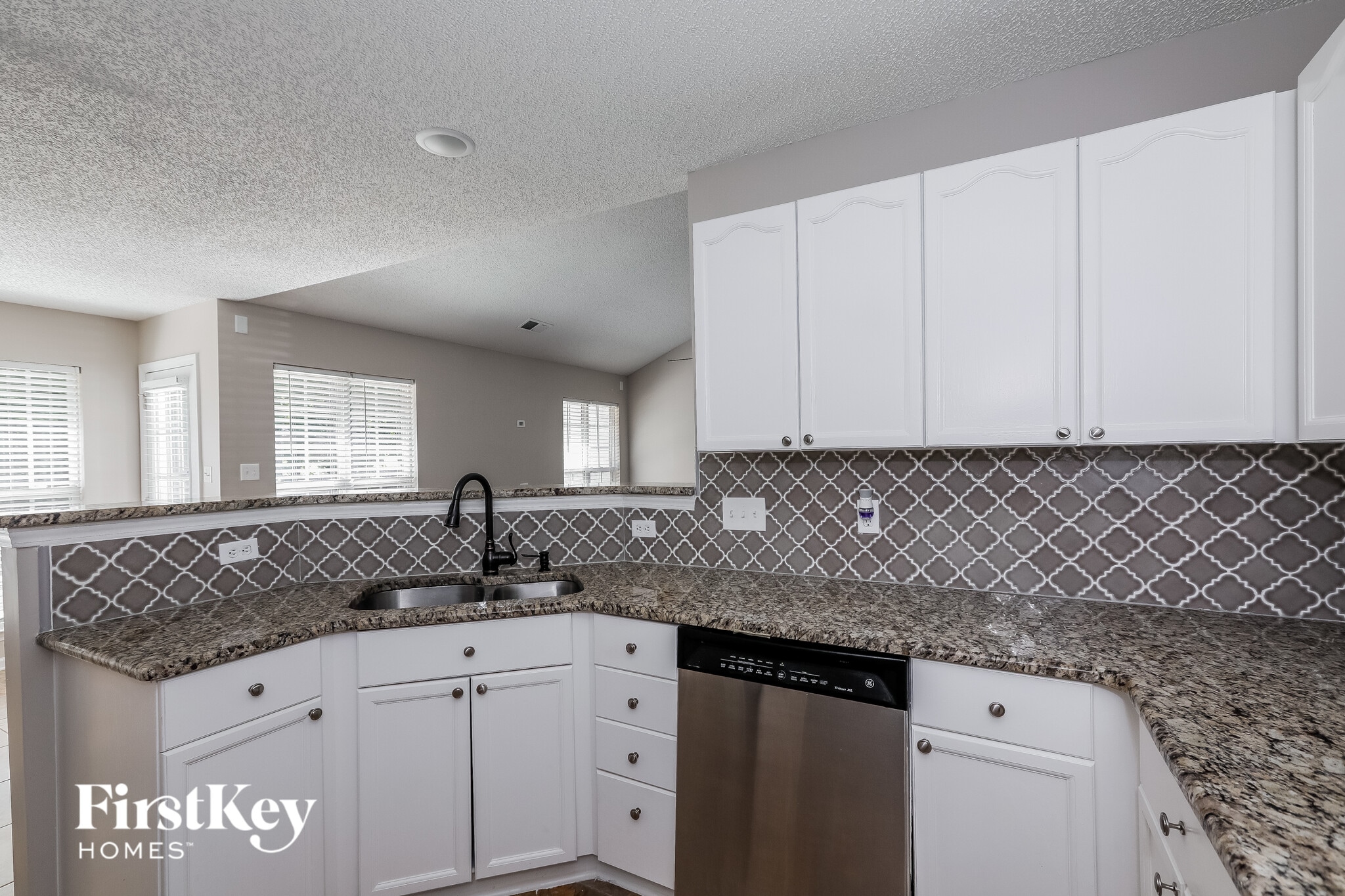 Building Photo - 13308 Woodland Farm Dr