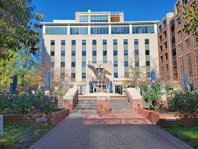 Building Photo - 1401 17th St NW