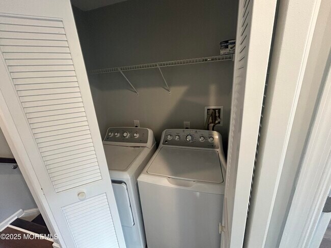 Building Photo - 201 Rio Grande Dr