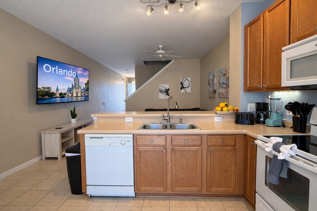 Building Photo - 3087 Seaview Castle Dr