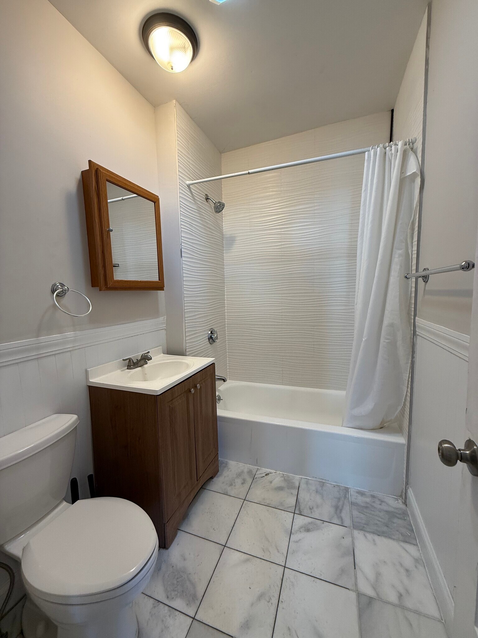 Building Photo - 26 Taft St