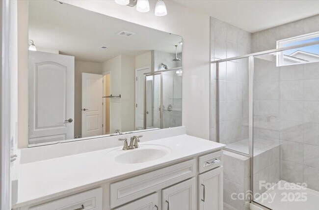 Building Photo - 4029 Spring Garden St