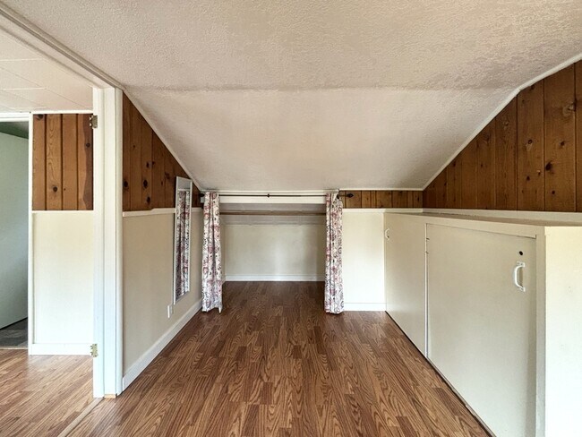 Building Photo - 2490 Emerald St