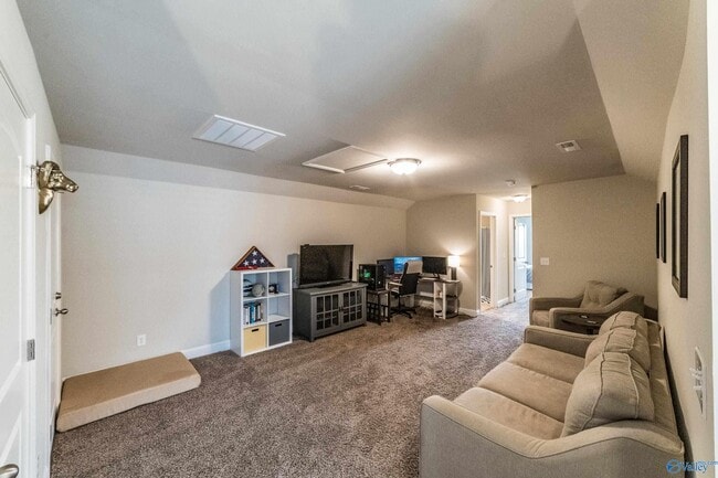 Building Photo - 9097 Segers Trail Loop