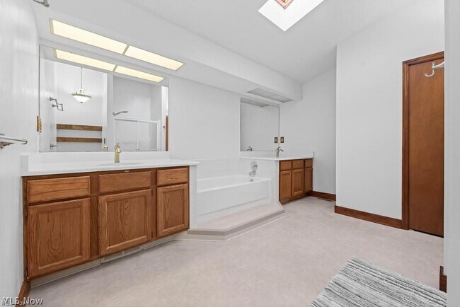 Building Photo - 13943 Walking Stick Way