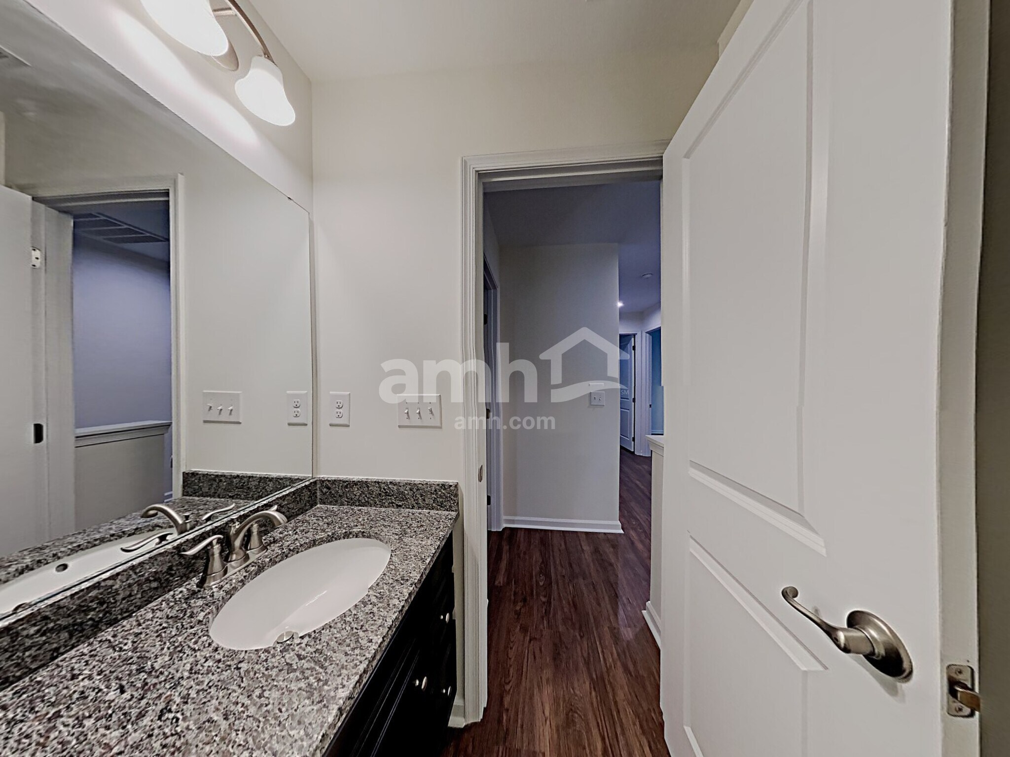 Building Photo - 5054 Twin River Dr