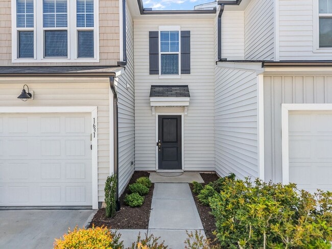 Building Photo - 1631 Glacier Dr