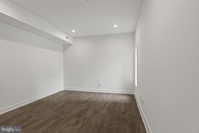 Building Photo - 1244 S 20th St