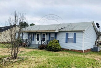 Building Photo - Two Bedroom Ranch Duplex Near N. James Cam...