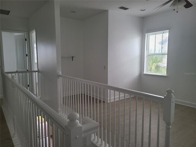 Building Photo - 13825 Benavente Ave