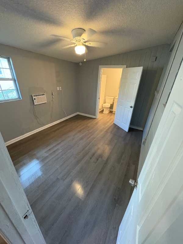 Building Photo - 8142 Eaton Ave