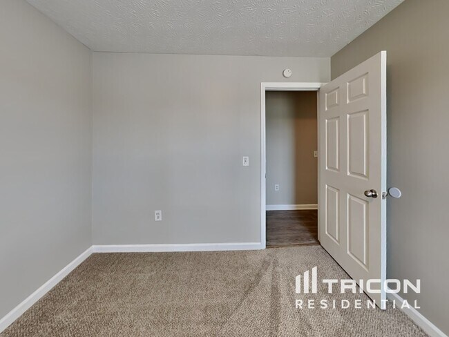 Building Photo - 89 Pin Oak Ct