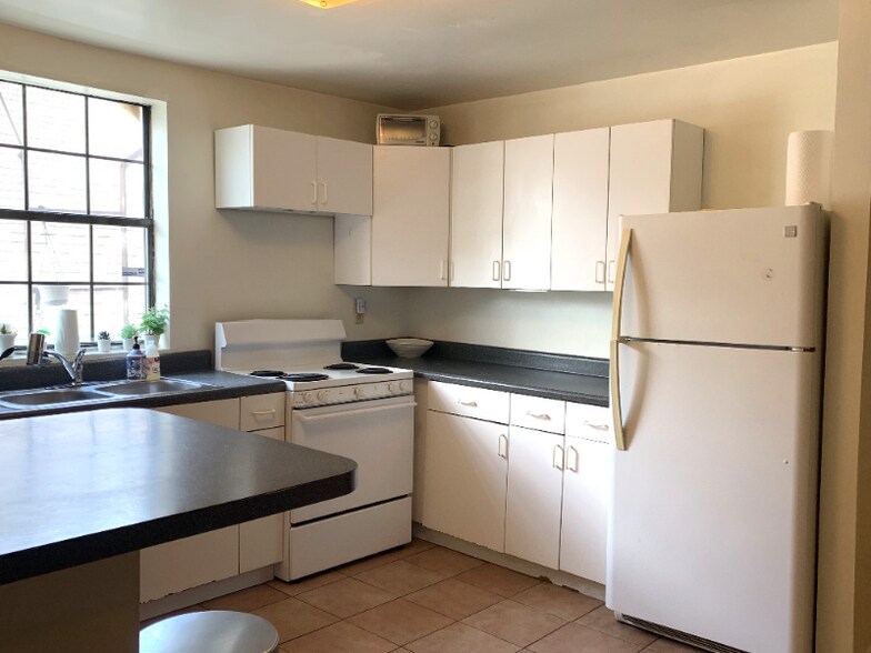 Building Photo - 7100 Zimpel St