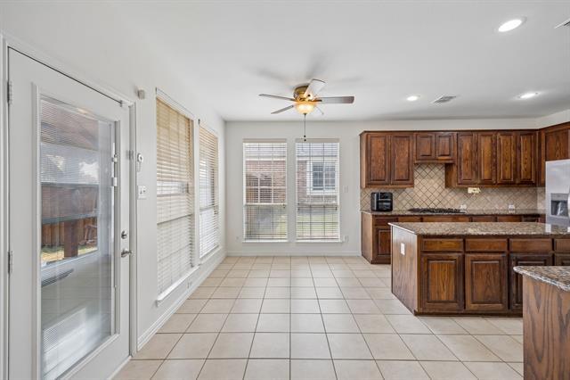 Building Photo - 1608 Wagon Wheel Dr