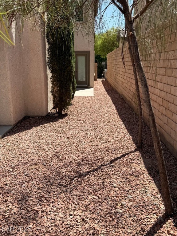 Building Photo - 856 S Colina Alta Pl