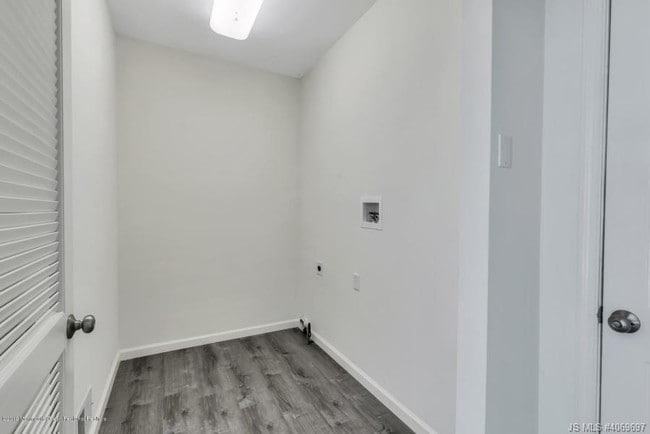 Building Photo - 413 Virginia Ave