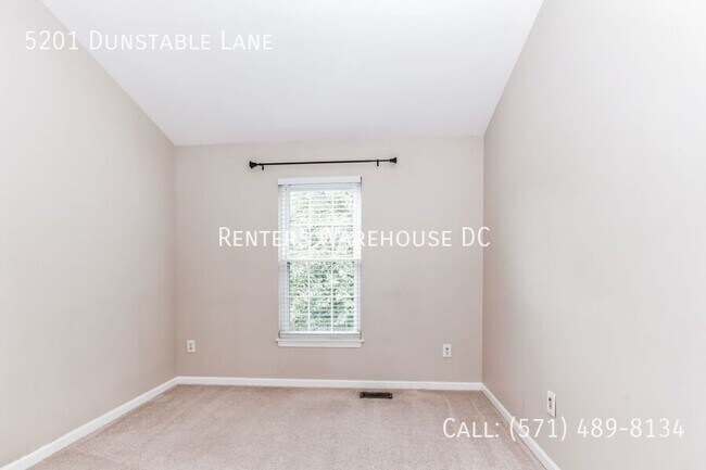 Building Photo - 5201 Dunstable Ln