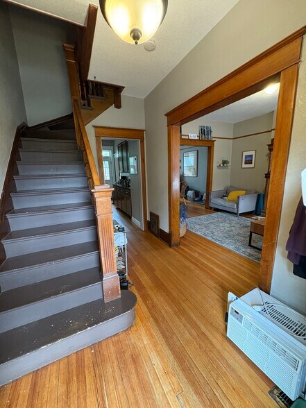 Building Photo - 1515 East 22nd Avenue