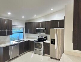 Building Photo - 3150 NW 94th Ave