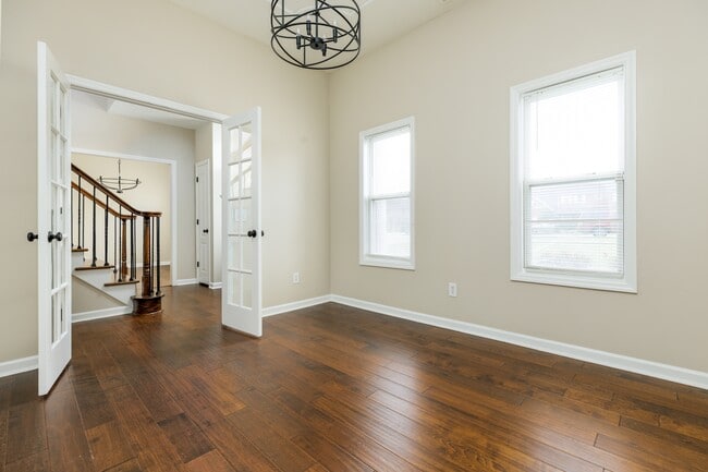 Building Photo - 303 Early Harvest Ct