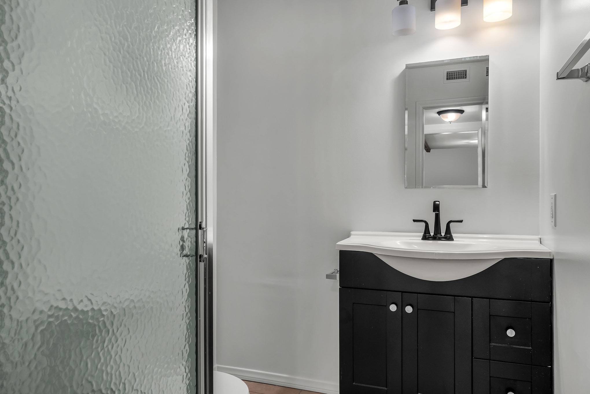 Building Photo - 4076 Tropico Way