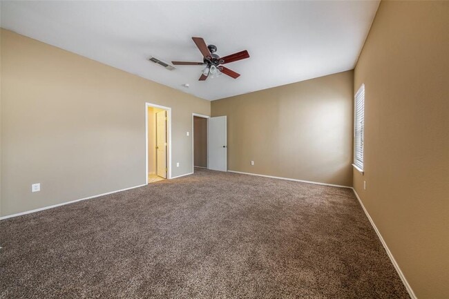 Building Photo - 368 Wilcrest Dr