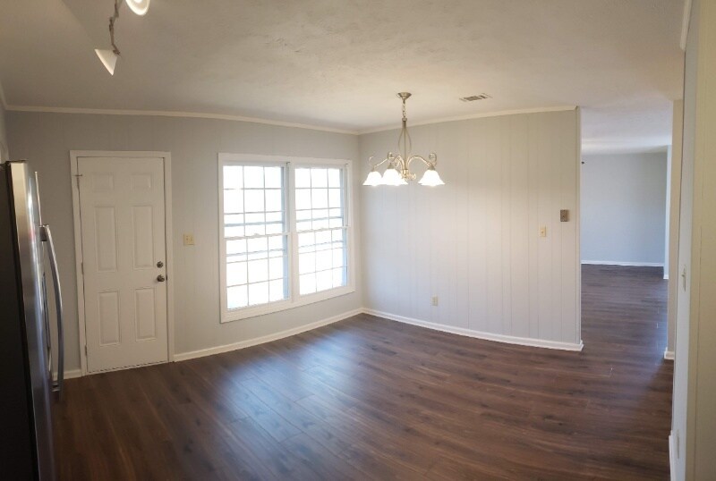 Building Photo - 4450 Township Dr