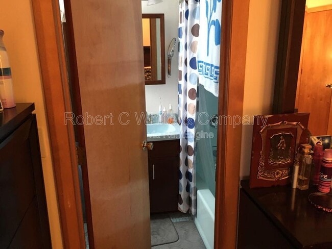 Building Photo - 1232 Trout Brook Dr