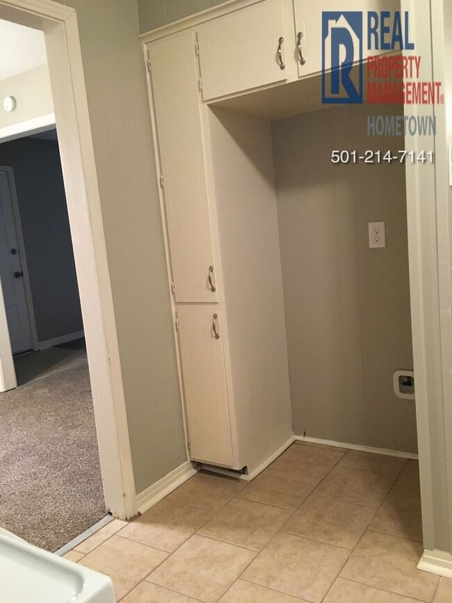 Building Photo - 2309 Ridge Park Dr