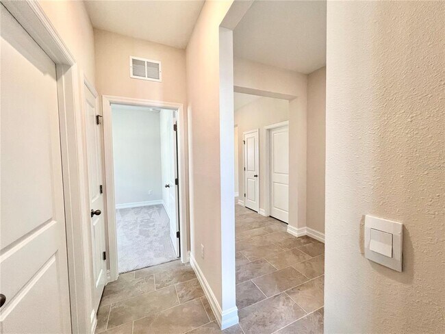 Building Photo - 32303 Rosepine Blvd