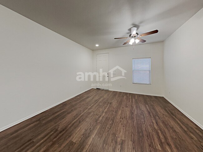 Building Photo - 6335 W Branham Ln