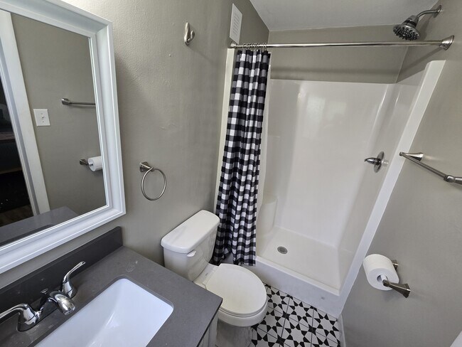 Building Photo - 4616 Crown Point Ln