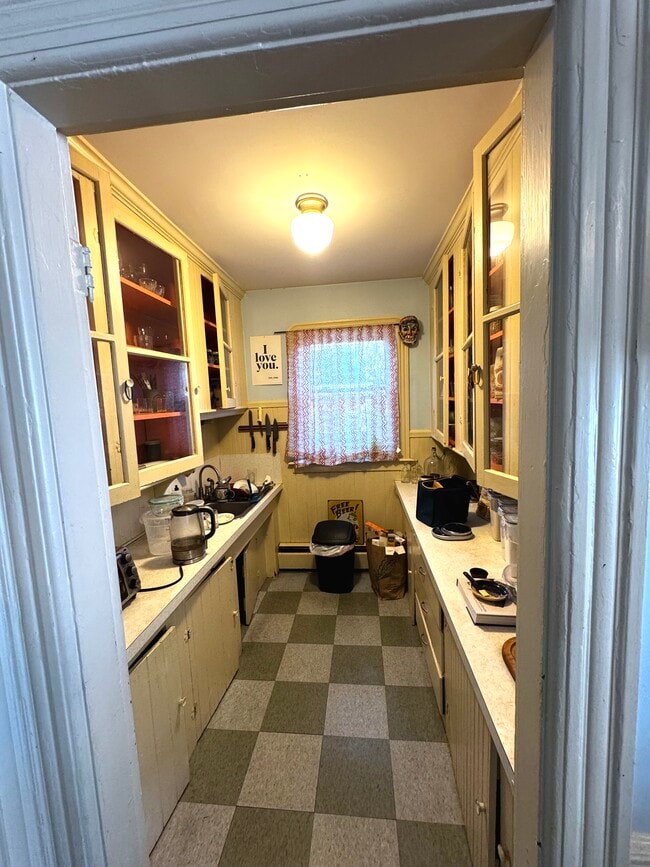 Pantry - 178 Oak Hill Ave