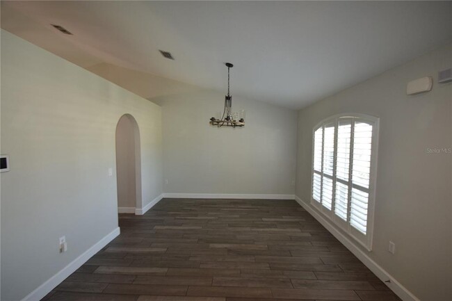 Building Photo - 241 Pine Shadow Ln