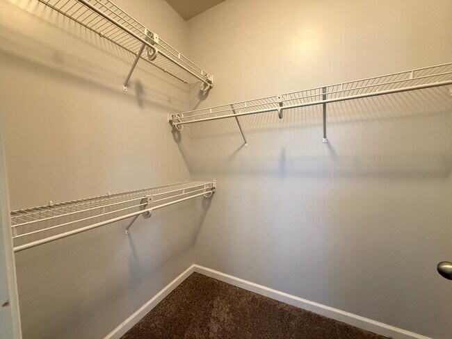 Building Photo - 4721 Six Forks Dr