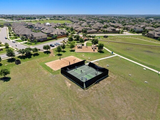 Building Photo - 3305 Magellan Ct
