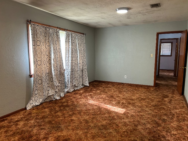 Building Photo - 5033 37th St