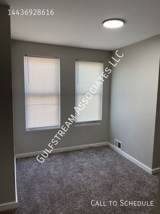 Primary Photo - 521 N Curley St