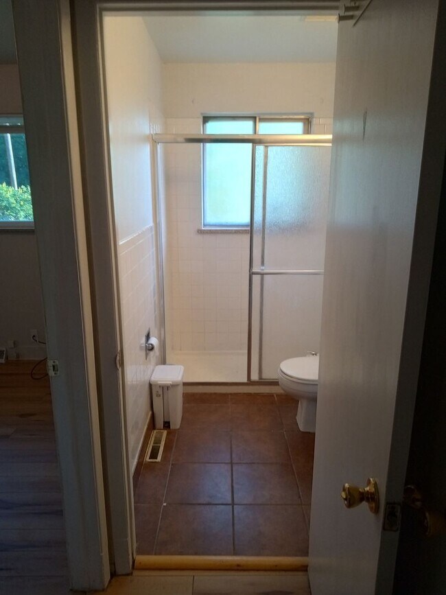 Building Photo - 5 Bedroom Single Family Home in Arvada
