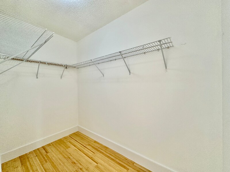 Building Photo - 709 Landover Cir